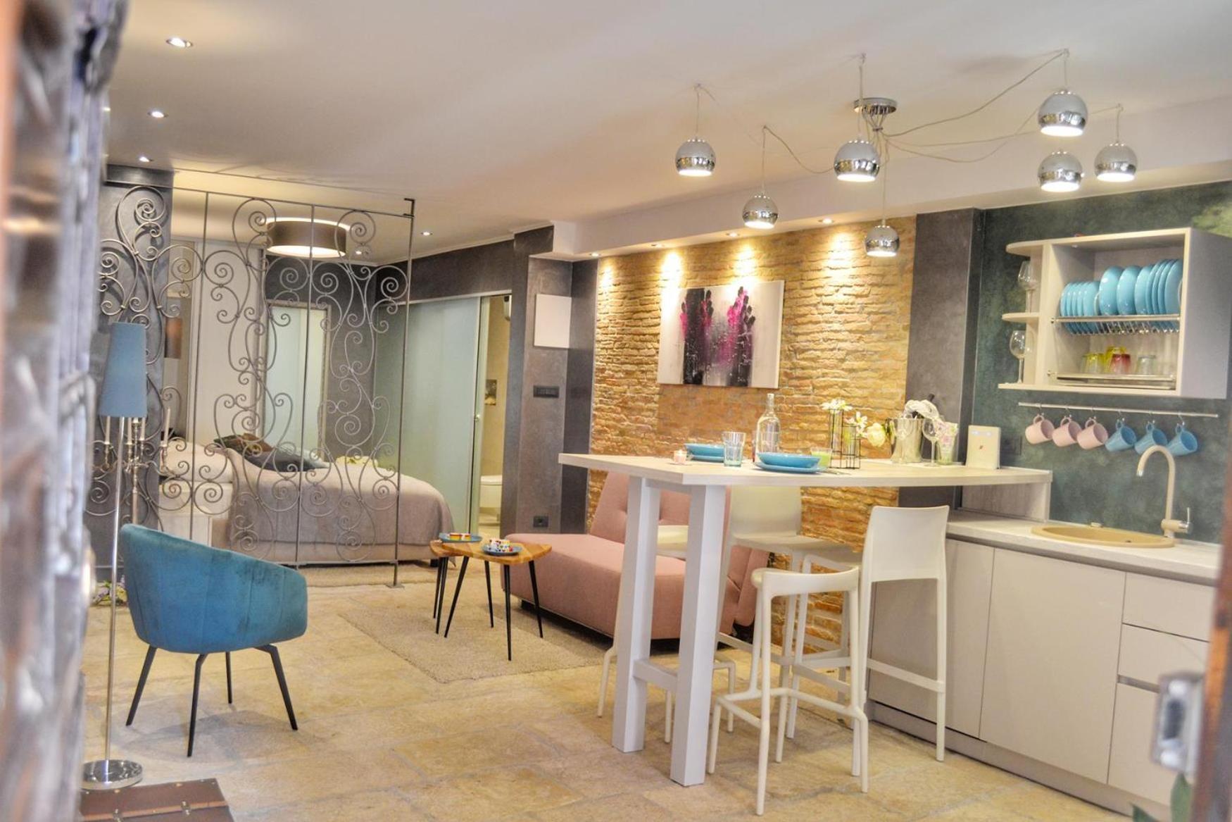 Eleven Apartament